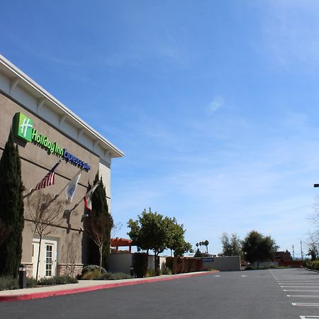Holiday Inn Express Hotel & Suites Napa Valley-American Canyon By Ihg Buitenkant foto