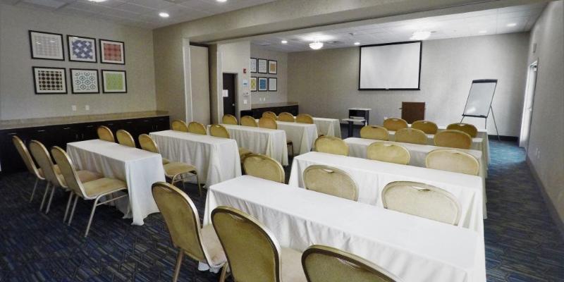 Holiday Inn Express Hotel & Suites Napa Valley-American Canyon By Ihg Buitenkant foto