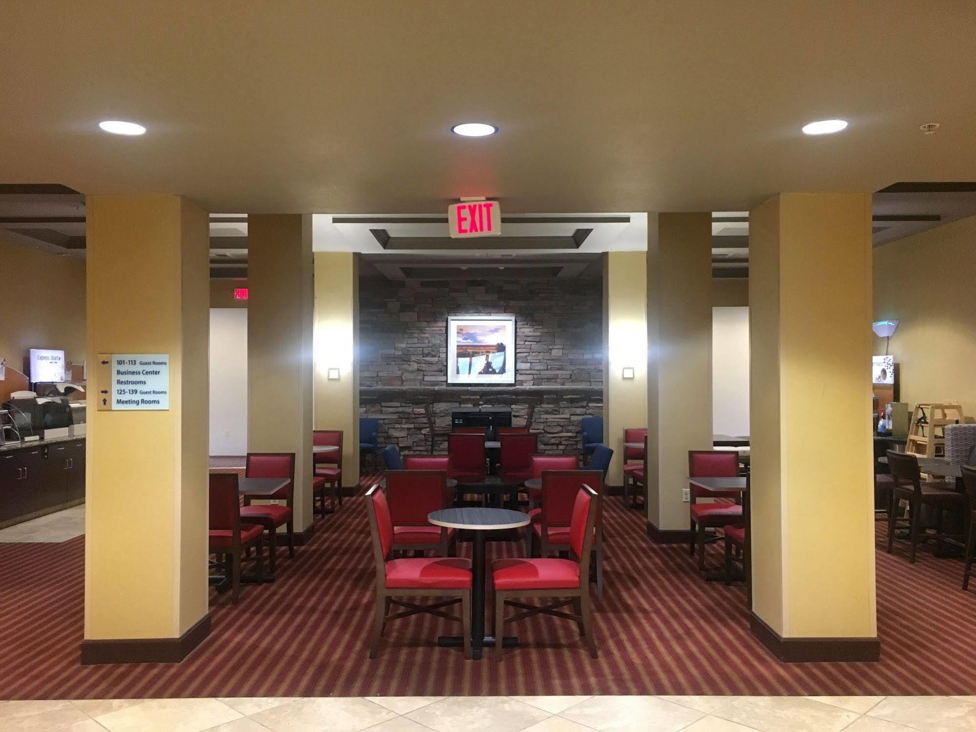 Holiday Inn Express Hotel & Suites Napa Valley-American Canyon By Ihg Buitenkant foto