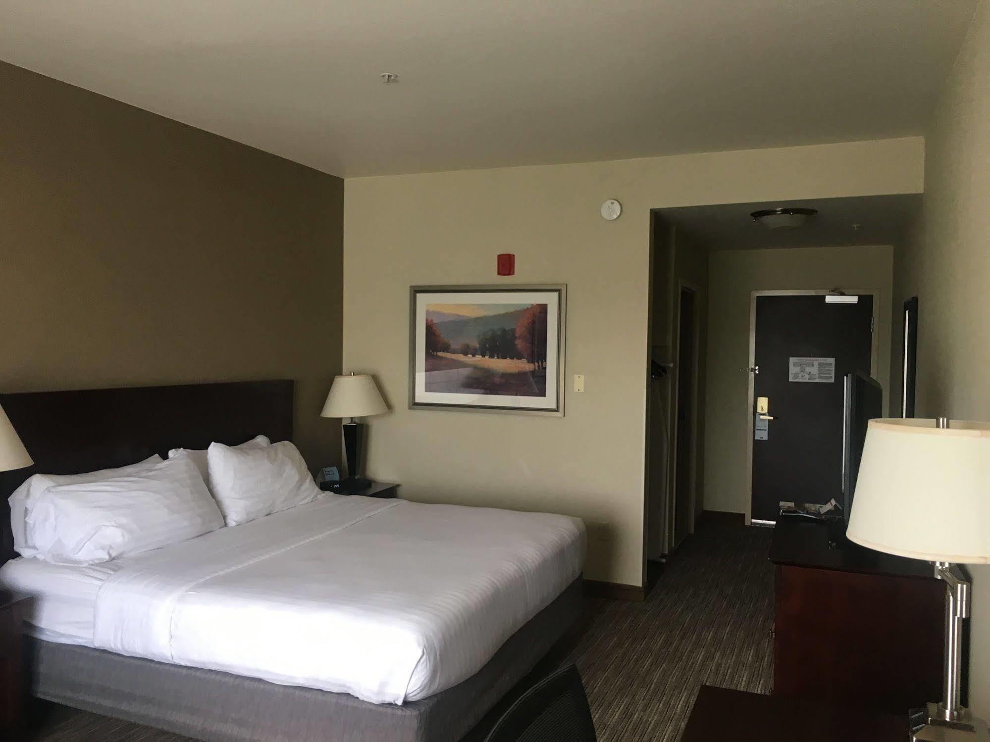 Holiday Inn Express Hotel & Suites Napa Valley-American Canyon By Ihg Buitenkant foto
