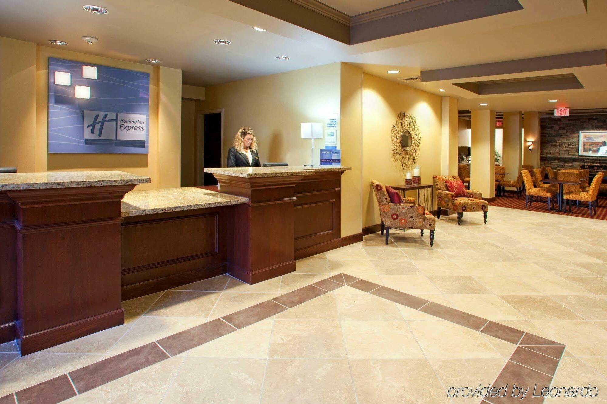 Holiday Inn Express Hotel & Suites Napa Valley-American Canyon By Ihg Buitenkant foto